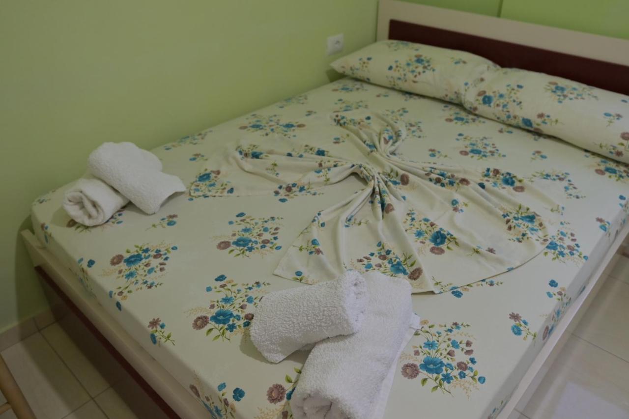 Mana Apartments Ksamil Eksteriør billede
