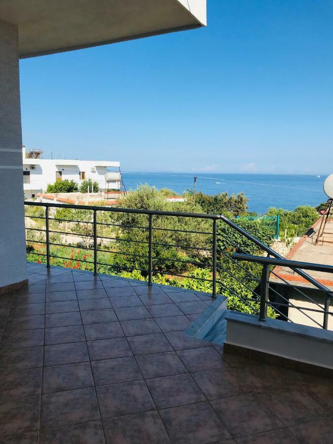 Mana Apartments Ksamil Eksteriør billede